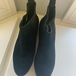Toms Chelsea boots
